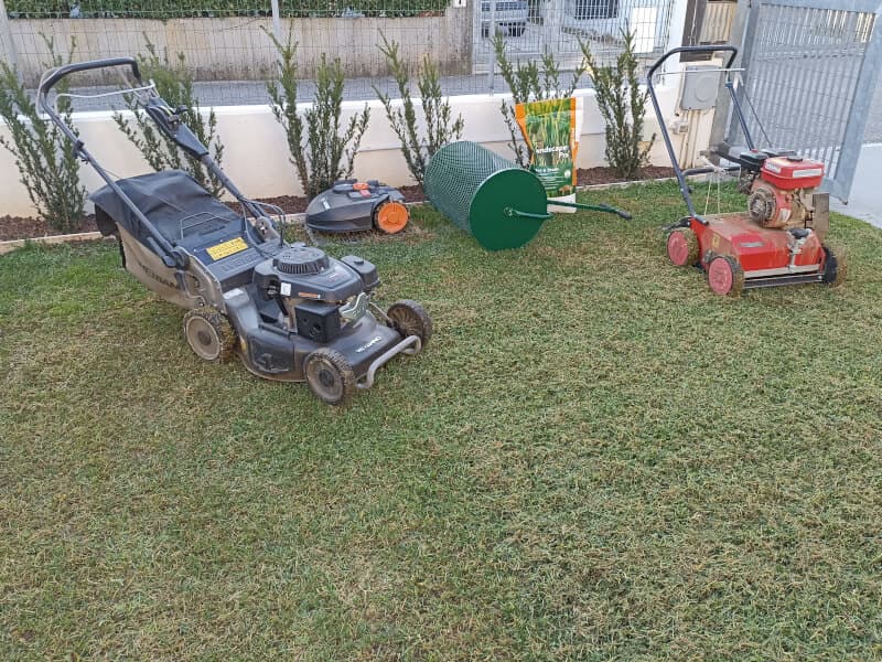 Rinnovamento e arieggiatura del prato, Udine, Gorizia Rigenerazione prato e verticut
